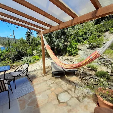 بيت للعطل A Tiny Sea In The Wilderness *