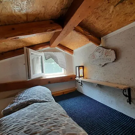 A Tiny Sea In The Wilderness Вис