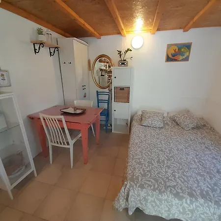 بيت للعطل A Tiny Sea In The Wilderness *