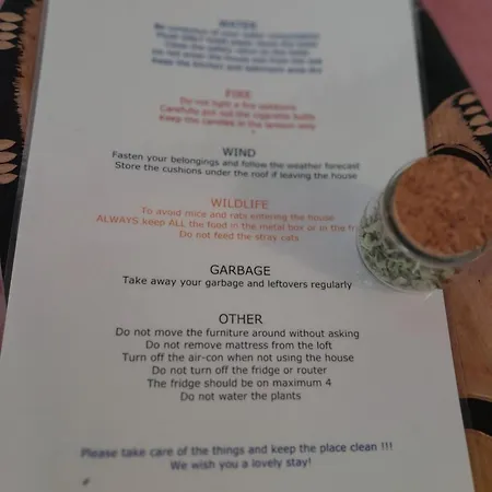 A Tiny Sea In The Wilderness بيت للعطل فيس