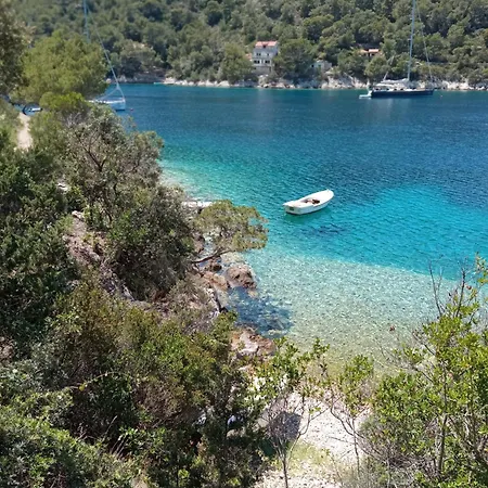 A Tiny Sea In The Wilderness Holiday home *