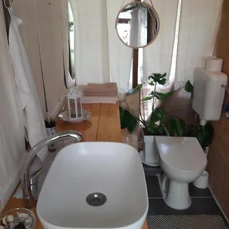 Holiday home A Tiny Sea In The Wilderness *