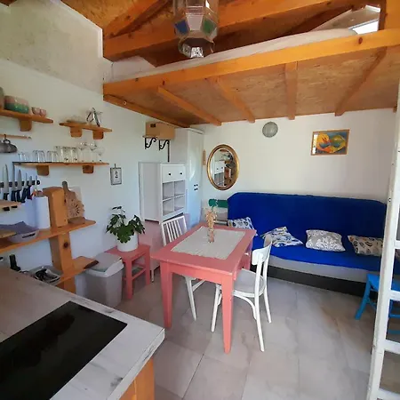 A Tiny Sea In The Wilderness * 维斯