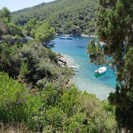 A Tiny Sea In The Wilderness 度假居 *