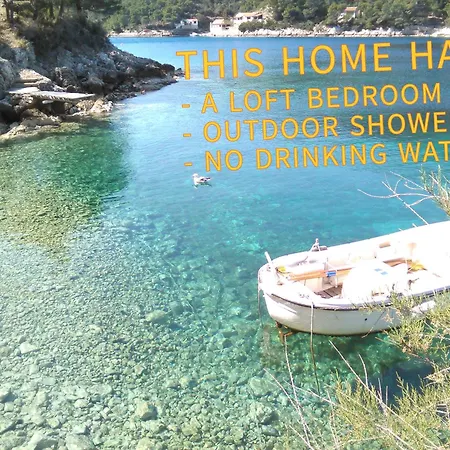 A Tiny Sea In The Wilderness 度假居