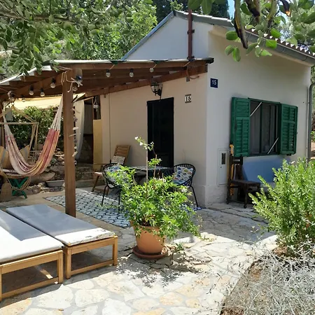 度假居 A Tiny Sea In The Wilderness