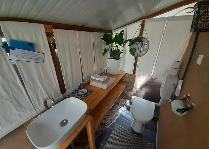 A Tiny Sea In The Wilderness Casa de Férias Vis